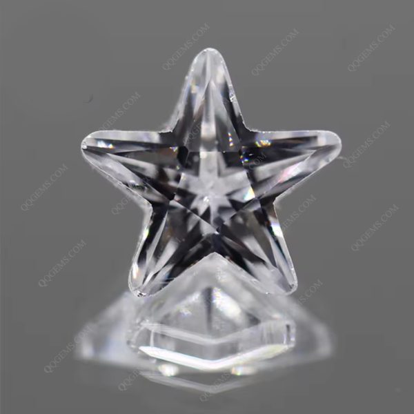 White Color Five Pointed Star Cut Cubic Zirconia Loose Gemstone Synthetic Star Machine Cut Shape CZ Stones  - Image 4