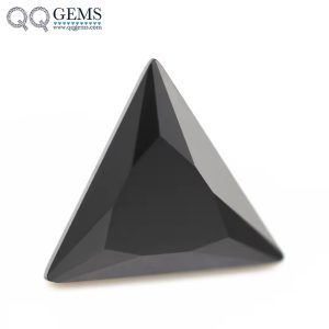 Black Color Machine Cut Triangle Cut Cubic Zirconia Loose Gemstones Synthetic Triangle Shape CZ Stones 