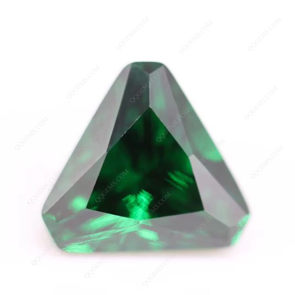 Triangle Cut Corner Light Green/emerald Green Cubic Zirconia Triangle Shape Corner CZ Stones  - Image 3