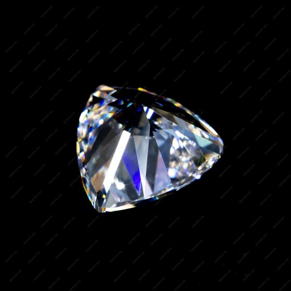 White Color Cubic Zirconia Loose Gems Synthetic Machine Cut Trillion Shape CZ Stones  - Image 2