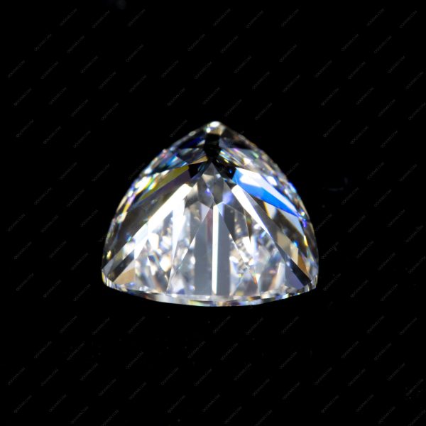 White Color Cubic Zirconia Loose Gems Synthetic Machine Cut Trillion Shape CZ Stones  - Image 4