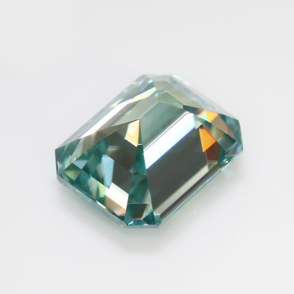 Aquamarine/aquamarine Moissanite VVS1 GRA Certificate Bluish Green Loose Moissanite Diamonds  - Image 3