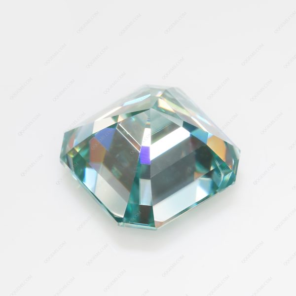 White Moissanite Loose Diamonds GRA Certificate Triangle Cut Moissanite  - Image 6