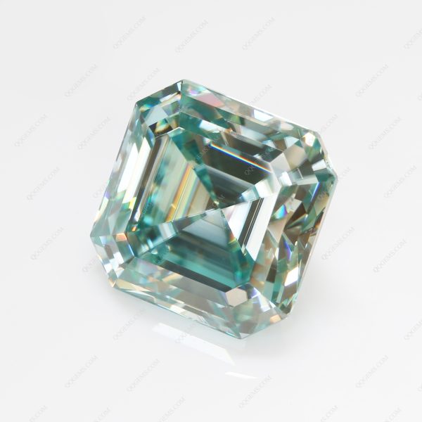 White Moissanite Loose Diamonds GRA Certificate Triangle Cut Moissanite  - Image 3