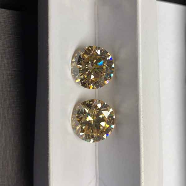 Round Cut champagne Moissanite Loose Gemstones VVS1 GRA Certificate Wholesale - Image 4