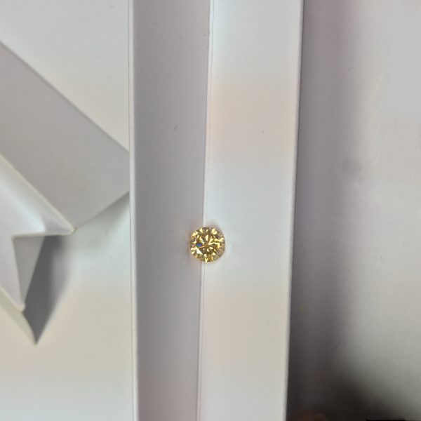 Round Cut champagne Moissanite Loose Gemstones VVS1 GRA Certificate Wholesale - Image 5