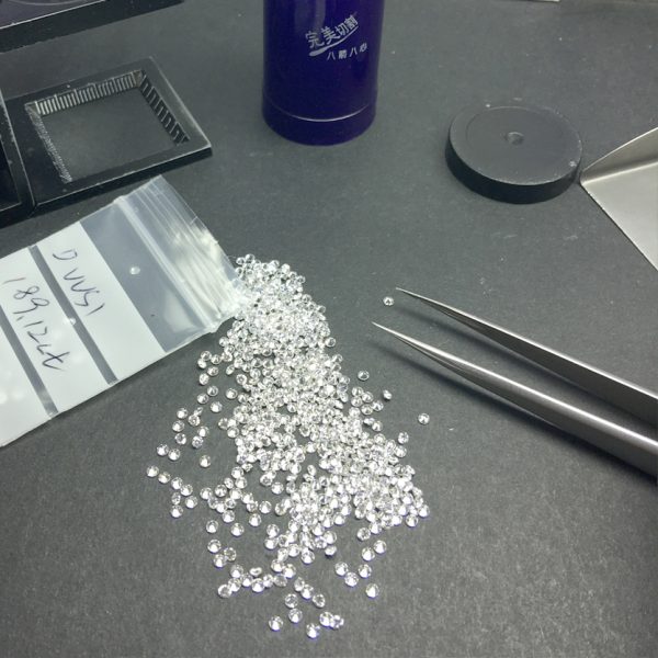 Quality Moissanite Diamond GRA Certificate 8H&8A Cut White Moissanite Loose Diamond - Image 9