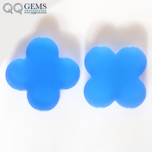 Factory Wholesale Price 6*6-18*18mm Four Leaf Clover Shape Natural Agate Four Leaf Clover Loose Gemstone