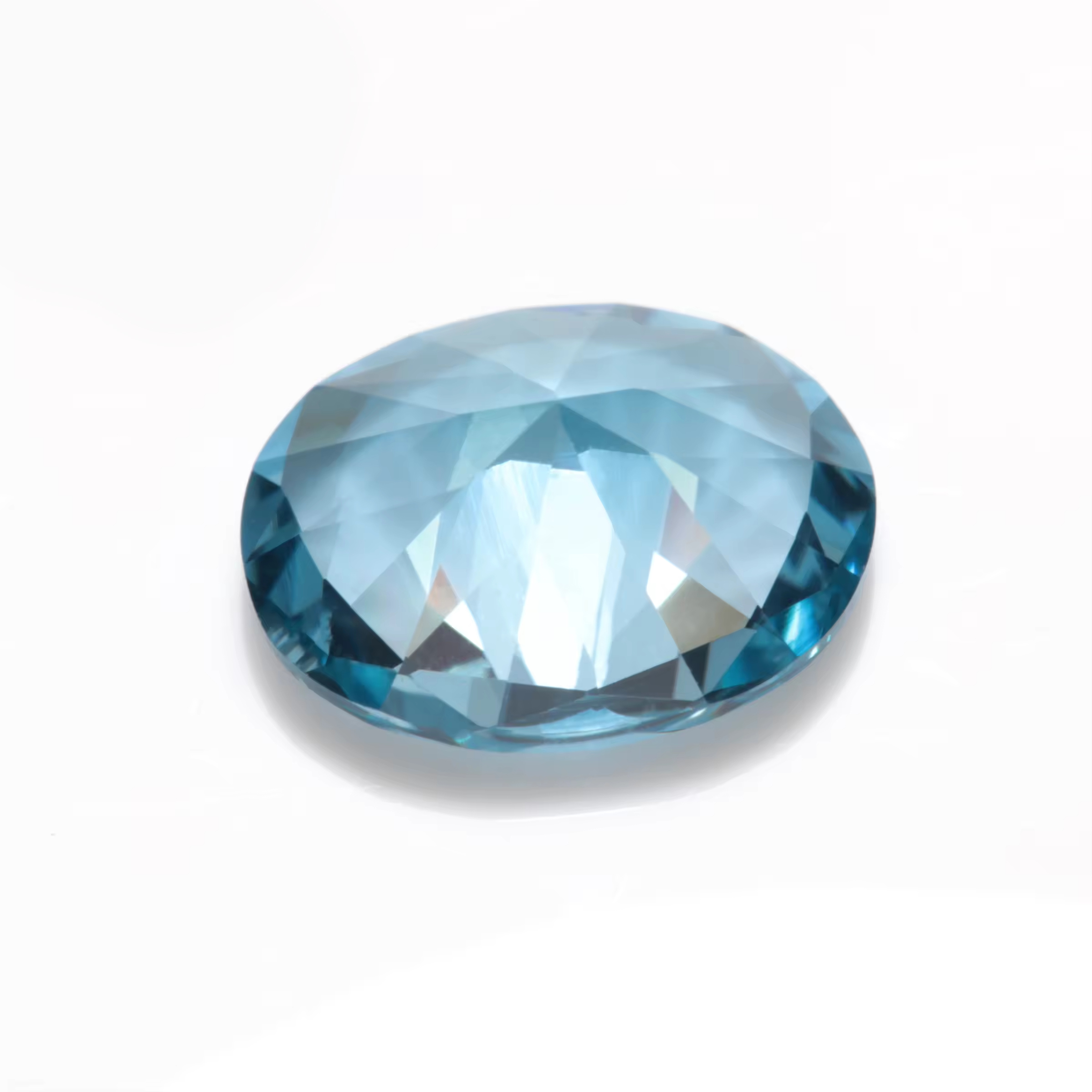 Machine Cut Oval Cut 106# Light Aquamarine Blue Spinel Loose Gemstones Oval Shape Synthetic Spinel 106# Light Blue Spinel Stones - Image 2
